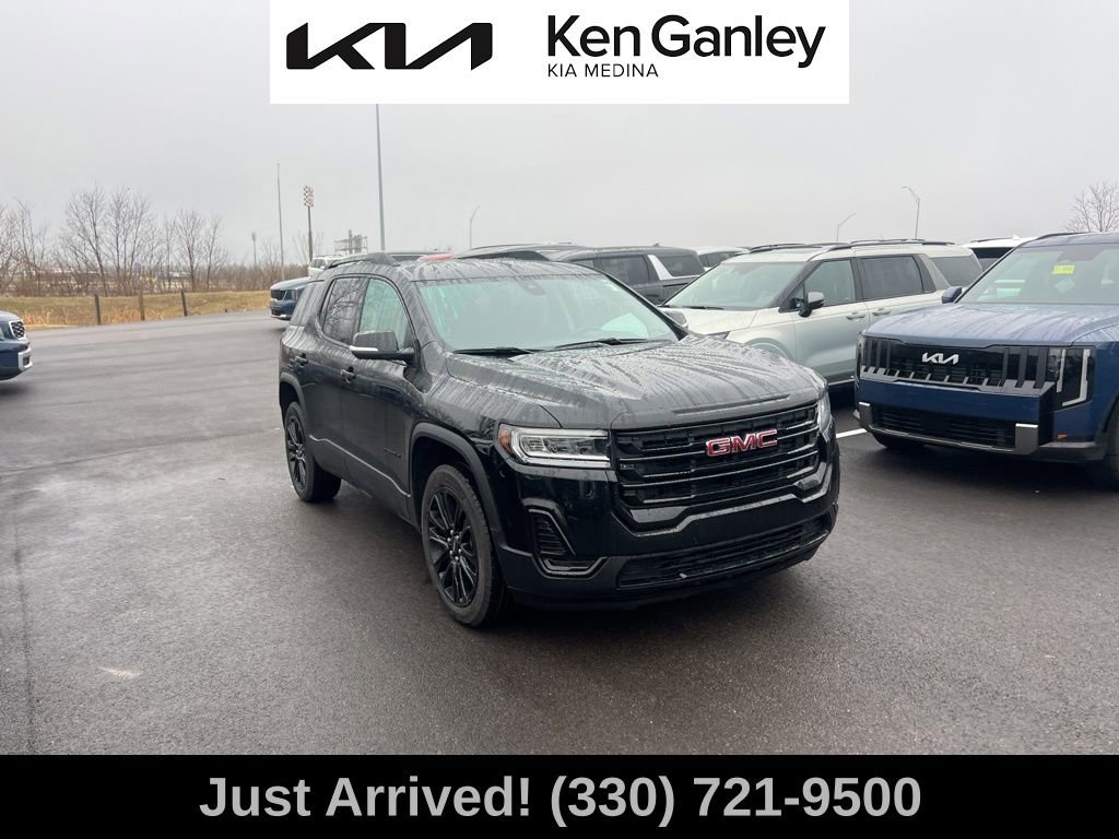 Used 2023 GMC Acadia SLE w/ Elevation Edition image 3