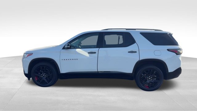 Used 2021 Chevrolet Traverse Premier w/ Redline Edition AWD/4WD image 3