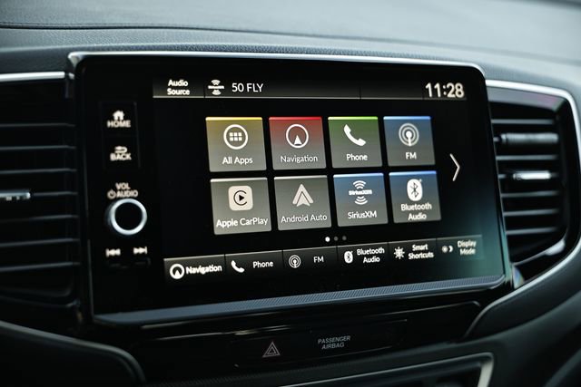 Certified 2025 Honda Ridgeline TrailSport image 40