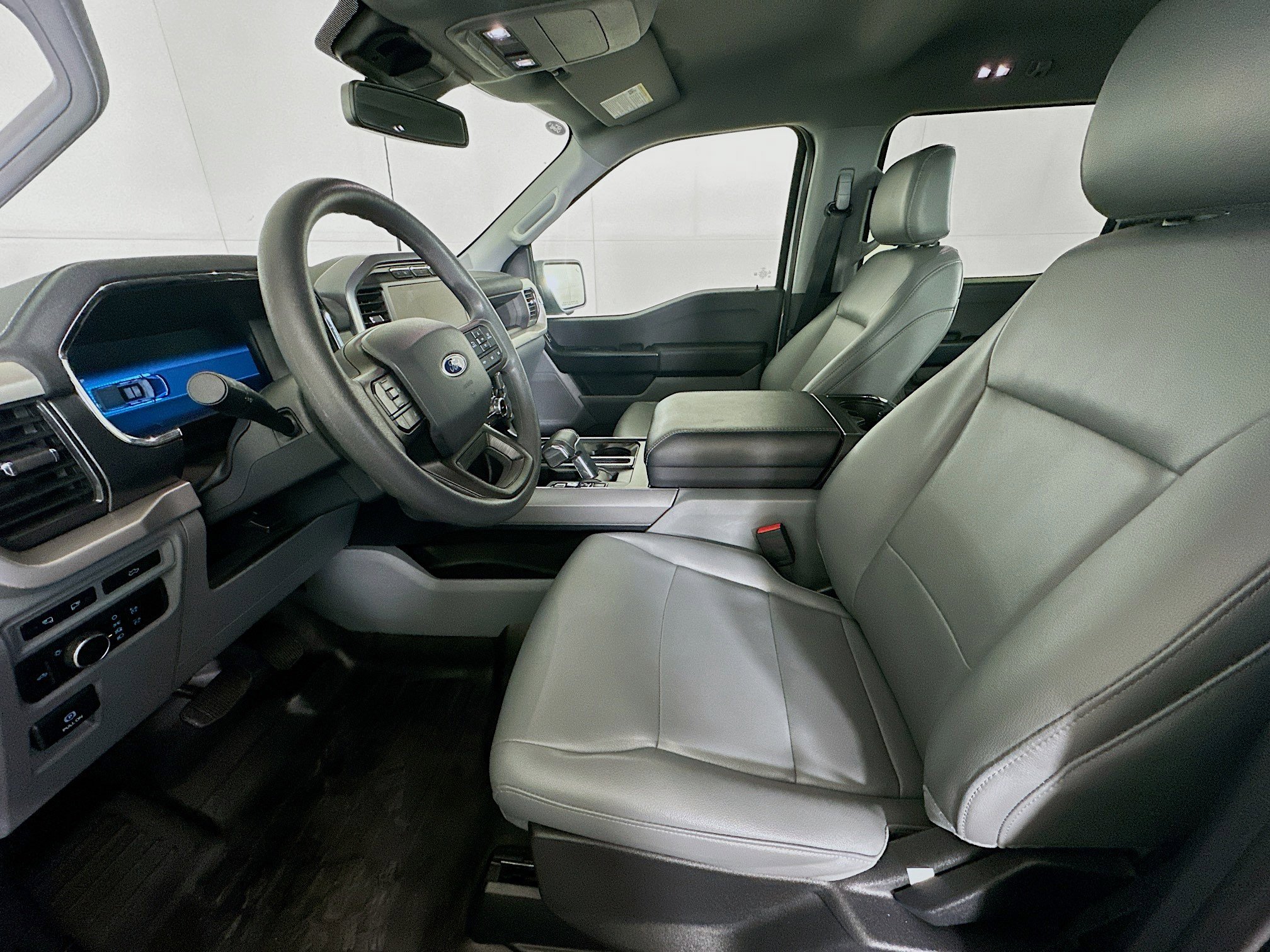 Used 2023 Ford F150 Lightning Pro w/ Tow Technology Package image 13