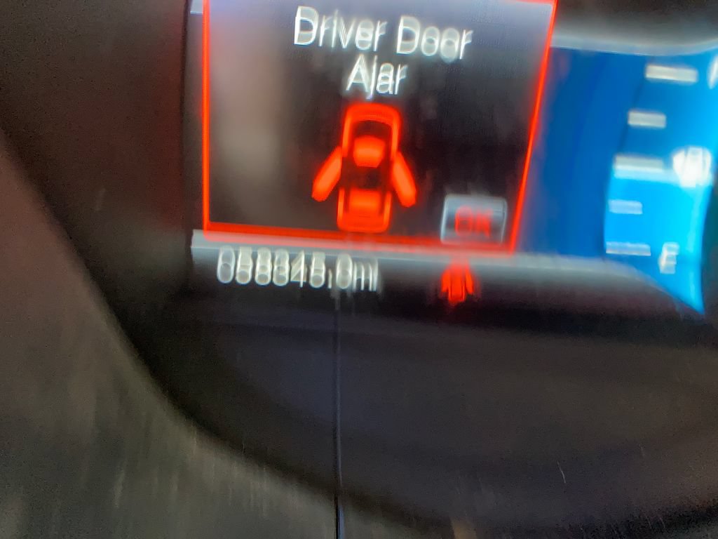 Used 2016 Ford Fusion SE FWD image 20