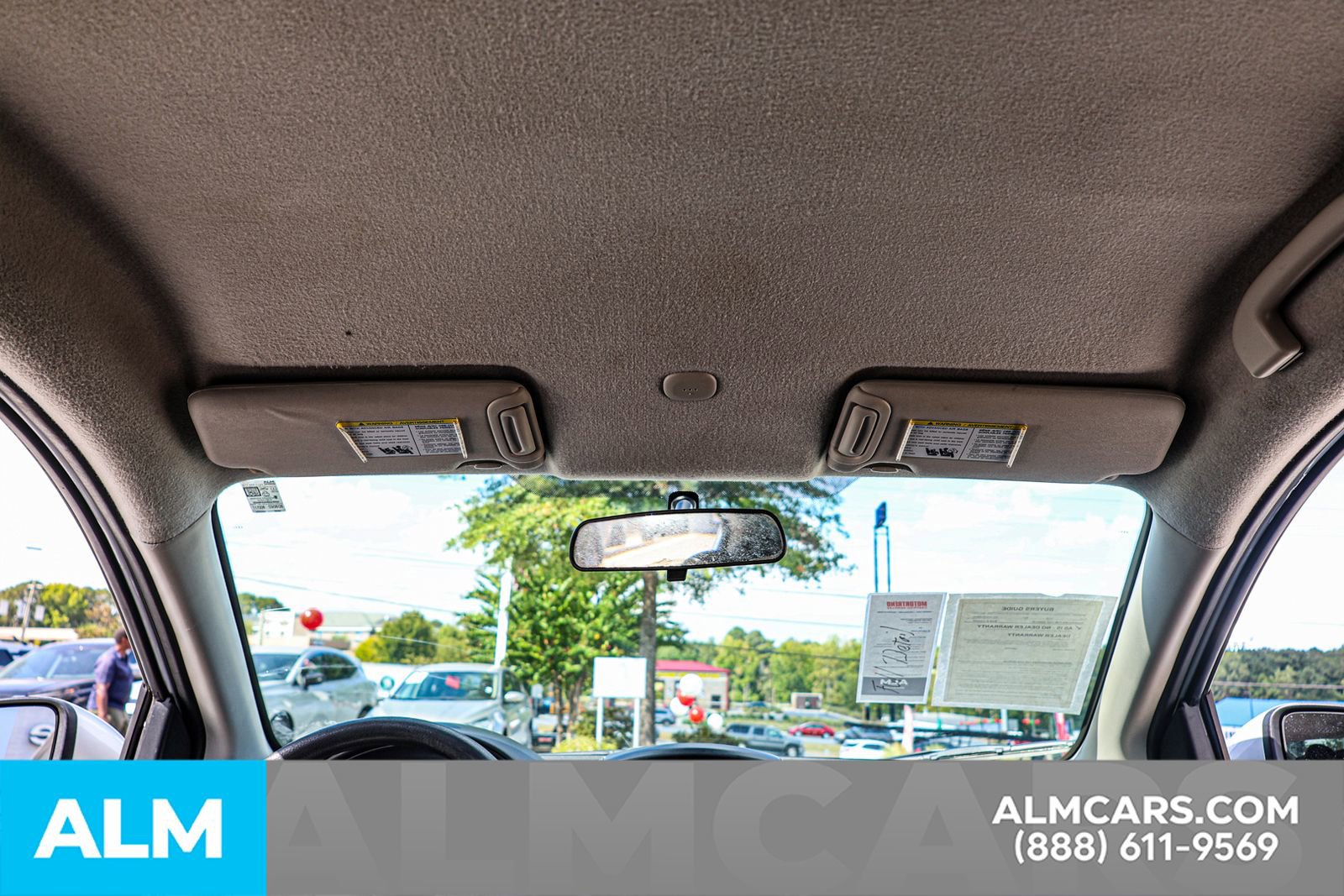 Used 2017 Nissan Versa S Plus image 44