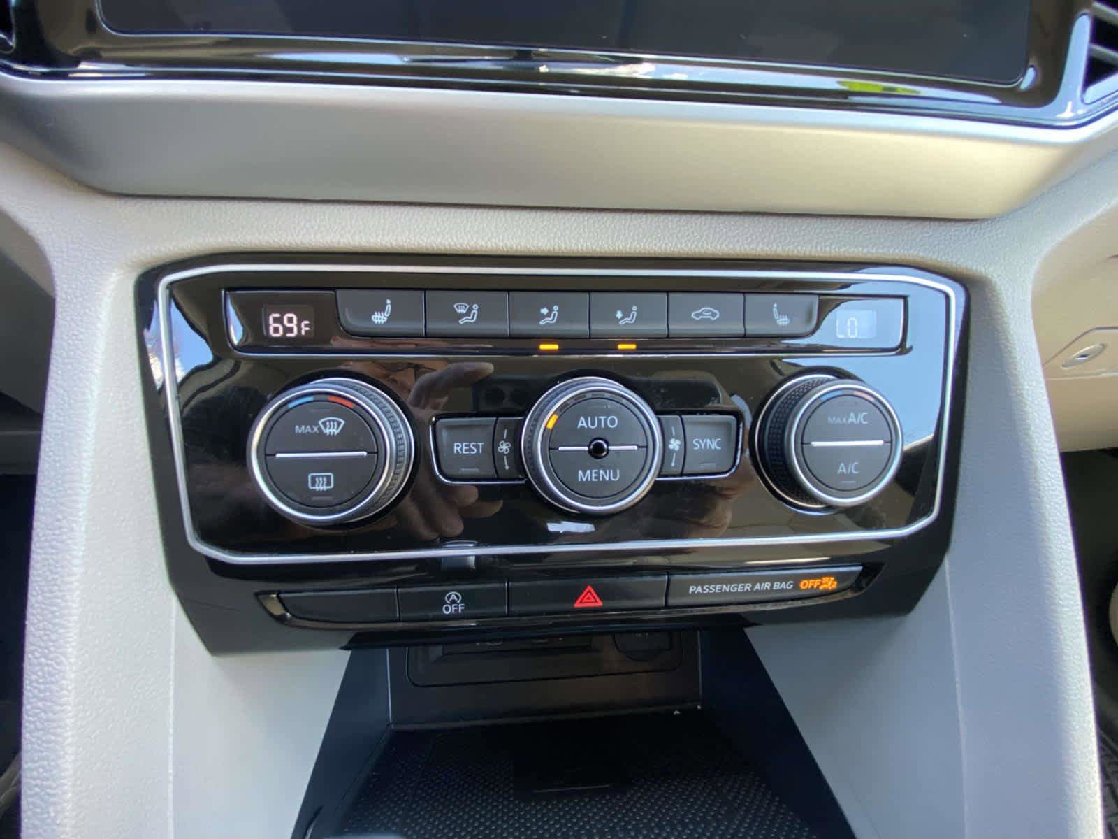 Used 2022 Volkswagen Atlas SE AWD/4WD image 23