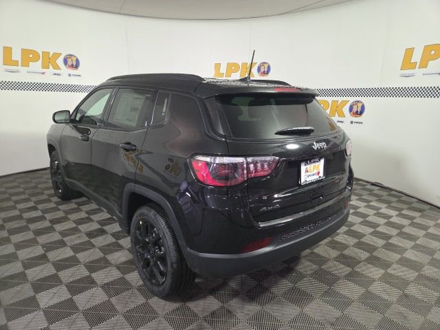 New 2026 Jeep Compass Latitude image 5