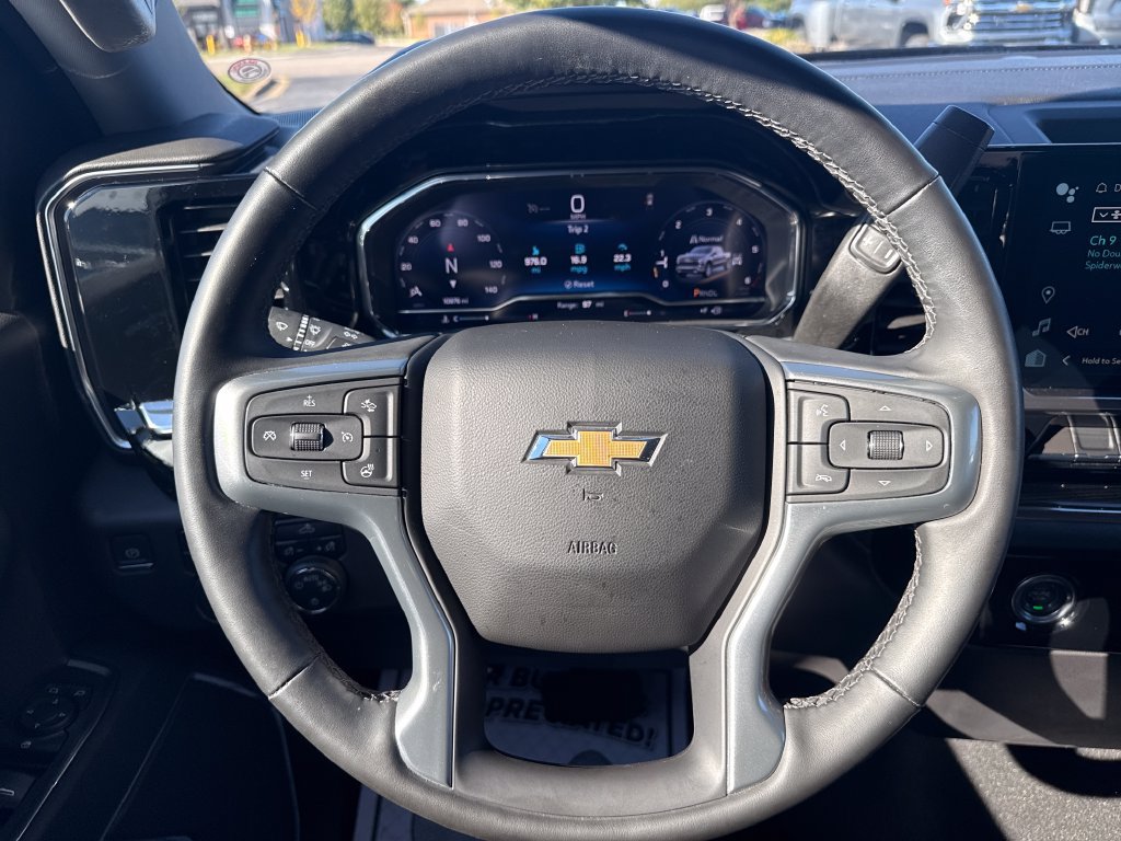 Used 2024 Chevrolet Silverado 1500 LT AWD/4WD image 26