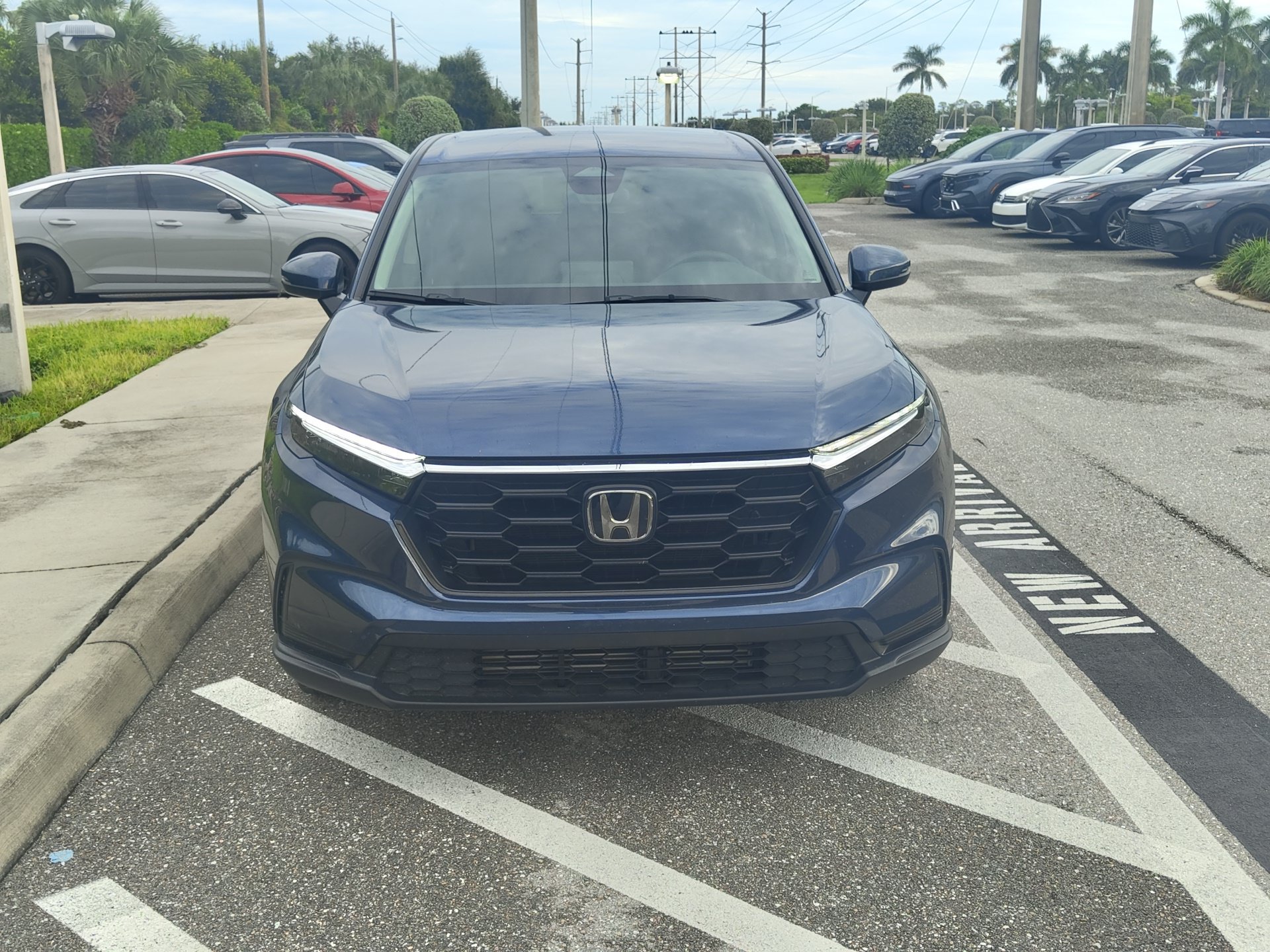 Used 2023 Honda CR-V LX image 16