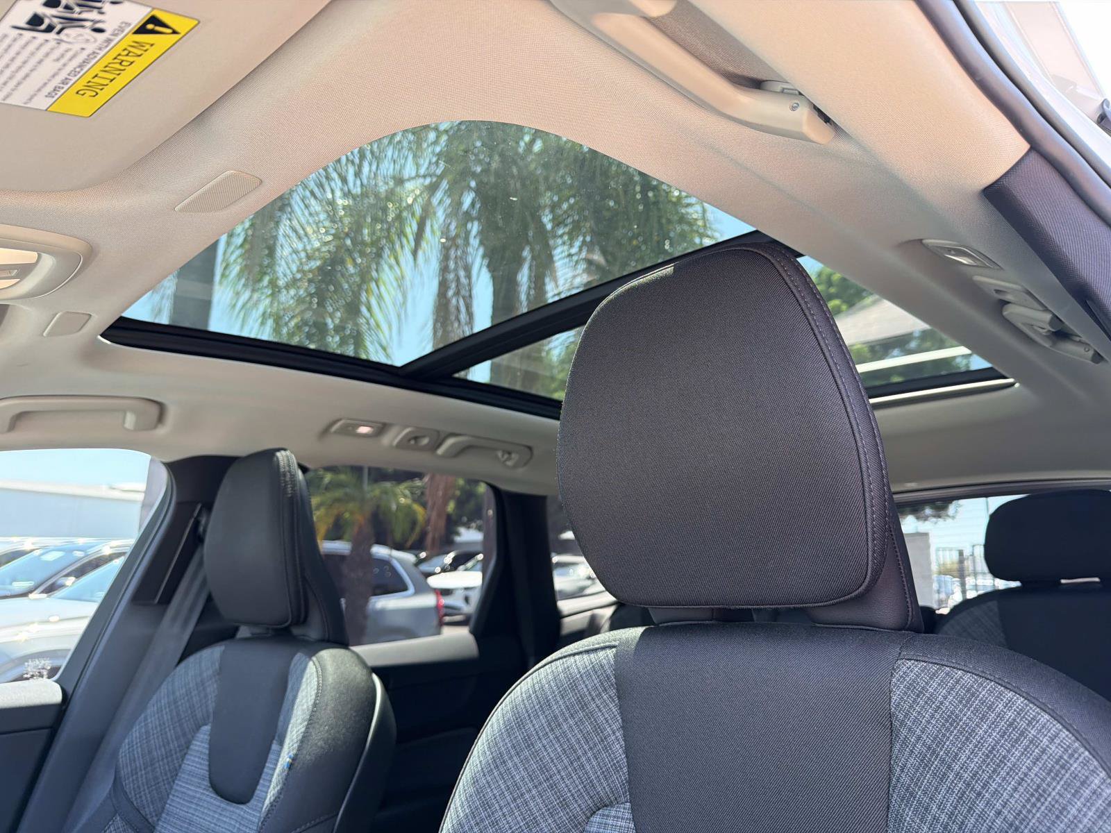 Certified 2023 Volvo XC60 B5 Core w/ Climate Package FWD image 29