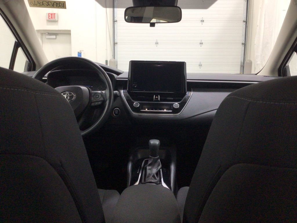 Used 2024 Toyota Corolla LE w/ LE Convenience Package image 22