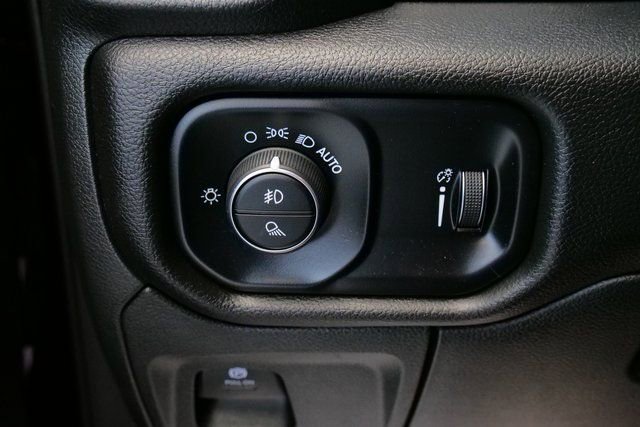 Used 2023 RAM 1500 Big Horn image 28