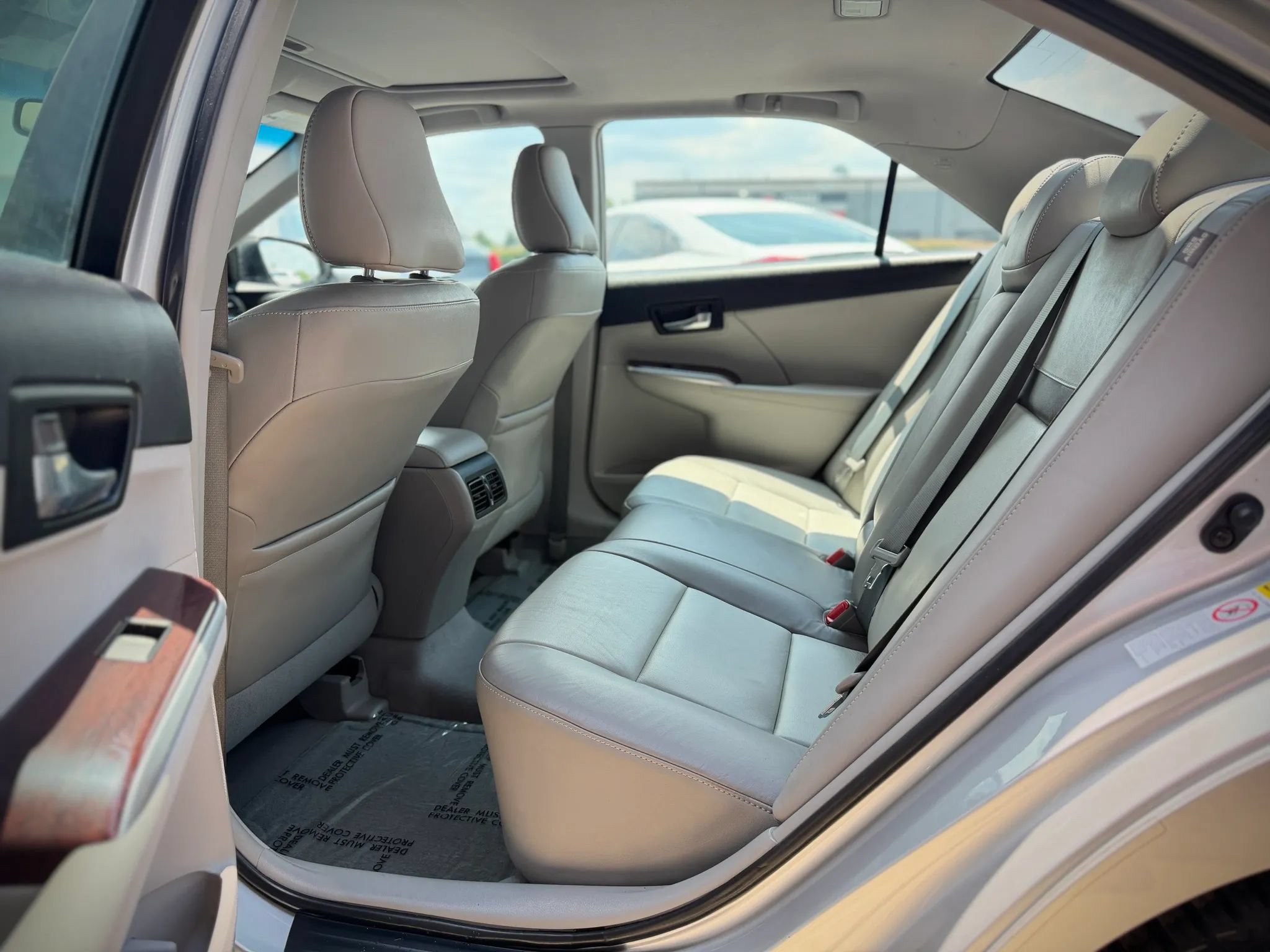 Used 2012 Toyota Camry XLE FWD image 15