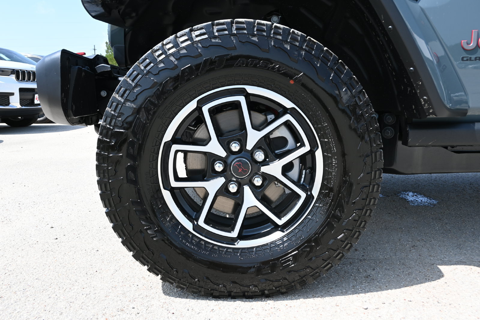 New 2026 Jeep Gladiator Rubicon w/ Steel Power Dome Hood Package AWD/4WD image 6