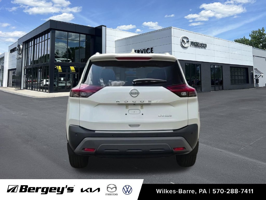 Used 2023 Nissan Rogue SV w/ SV Premium B Package AWD/4WD image 9