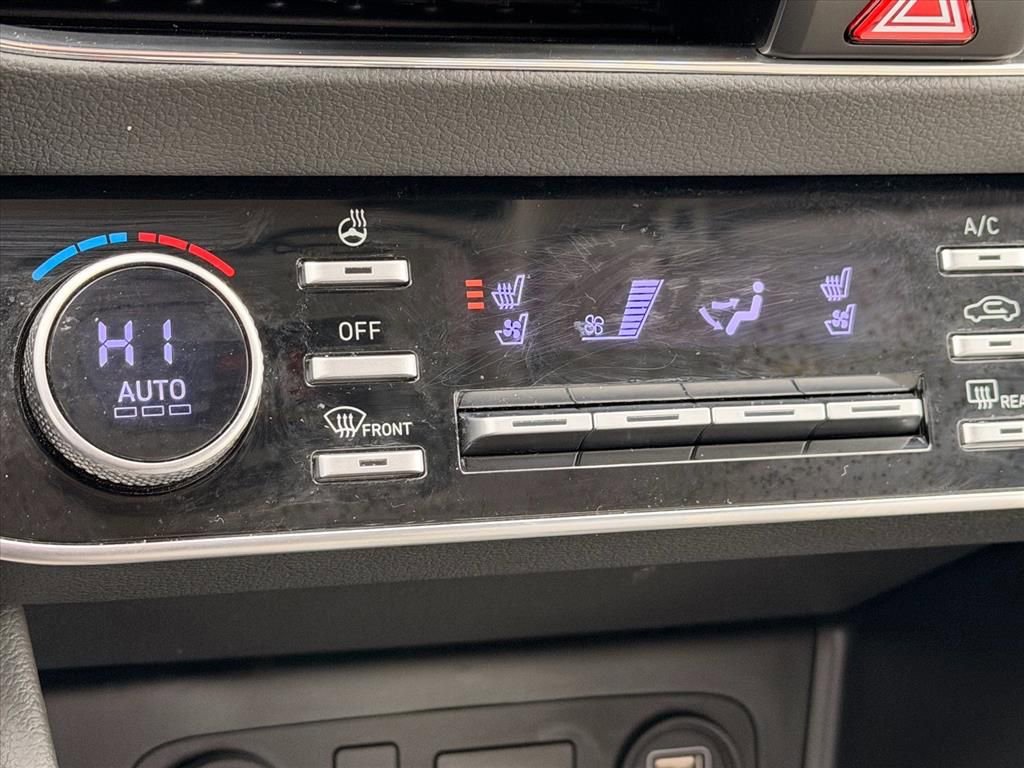 Used 2023 Hyundai Sonata Limited image 25