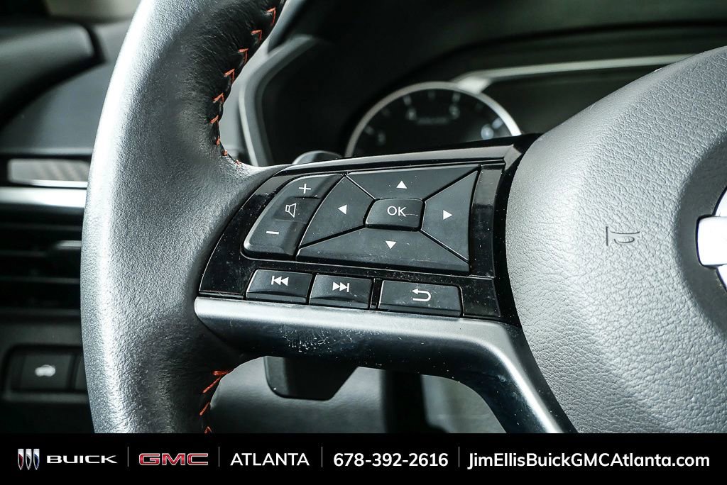 Used 2023 Nissan Altima 2.5 SR w/ SR Premium Package image 11