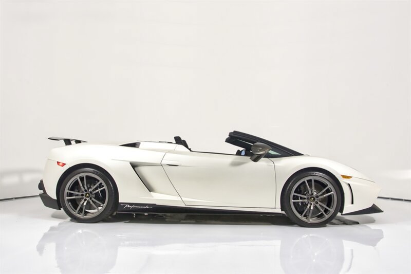 Used 2012 Lamborghini Gallardo LP 570-4 Performante AWD/4WD image 15