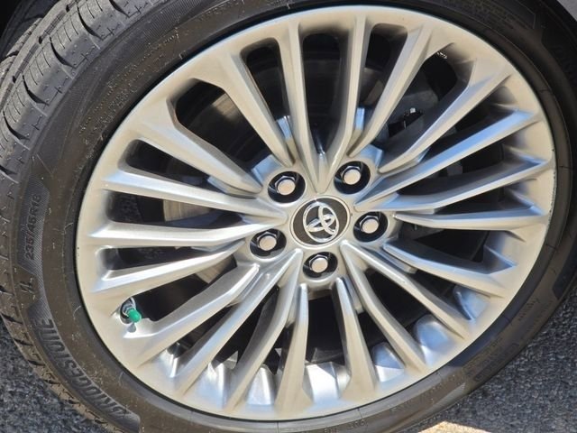 Used 2019 Toyota Avalon Limited w/ Advanced Safety Package FWD image 23