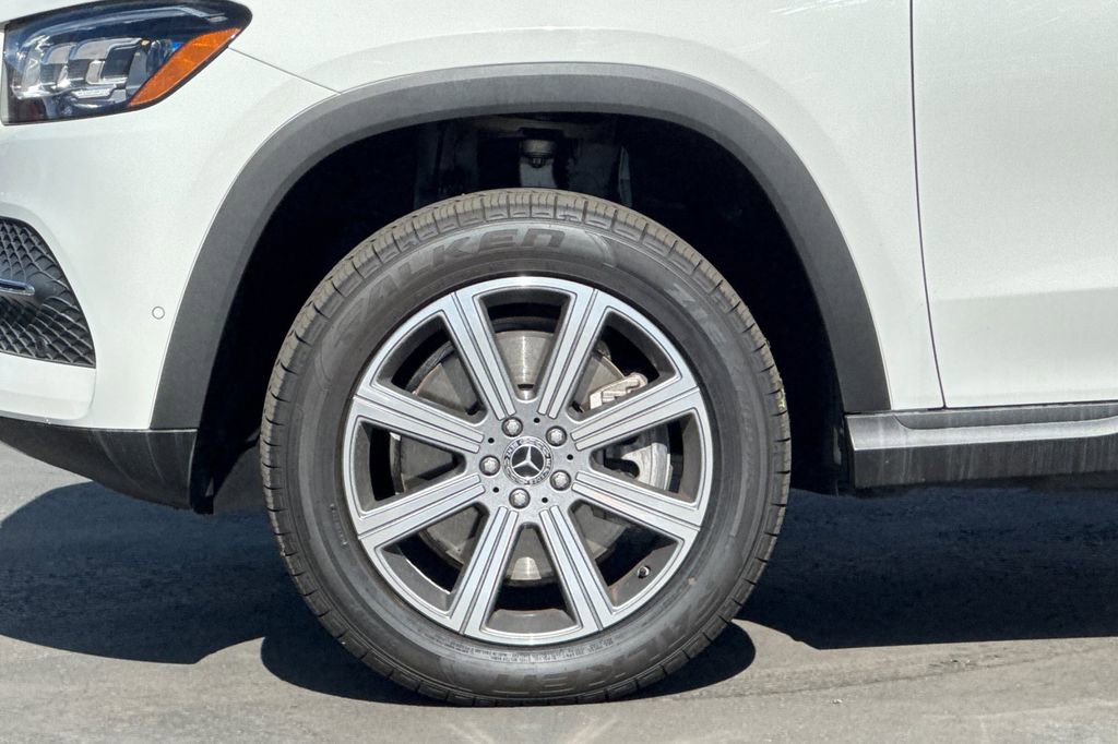 Used 2022 Mercedes-Benz GLS 450 4MATIC image 28