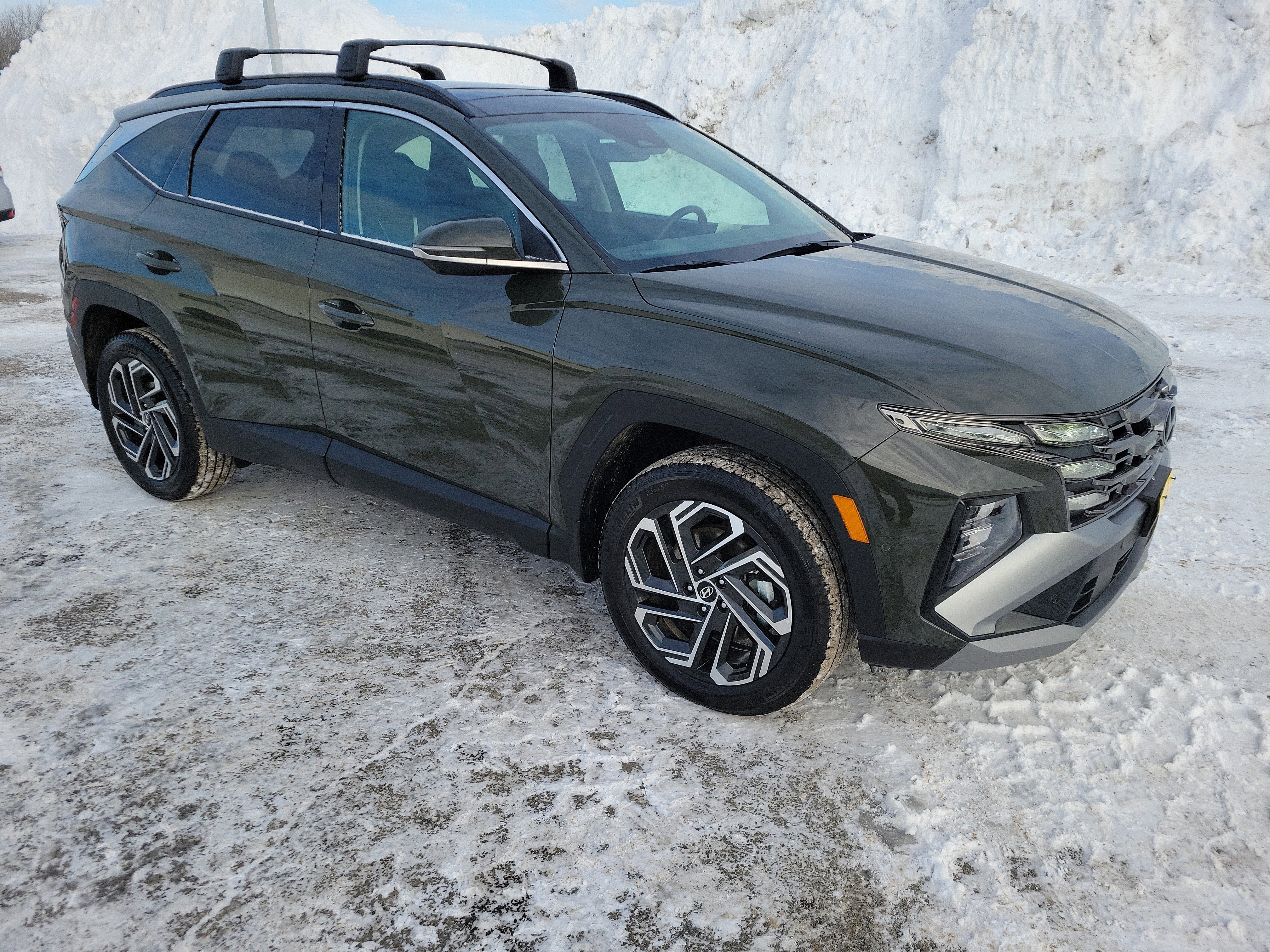 Used 2025 Hyundai Tucson Limited image 3