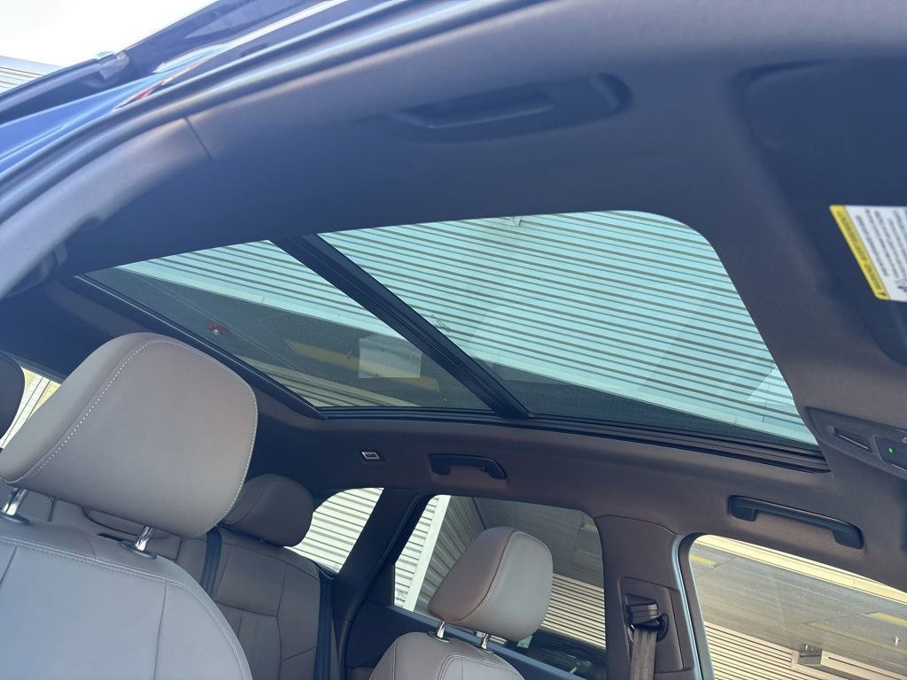 Used 2025 Audi Q5 Premium w/ Convenience Package AWD/4WD image 18