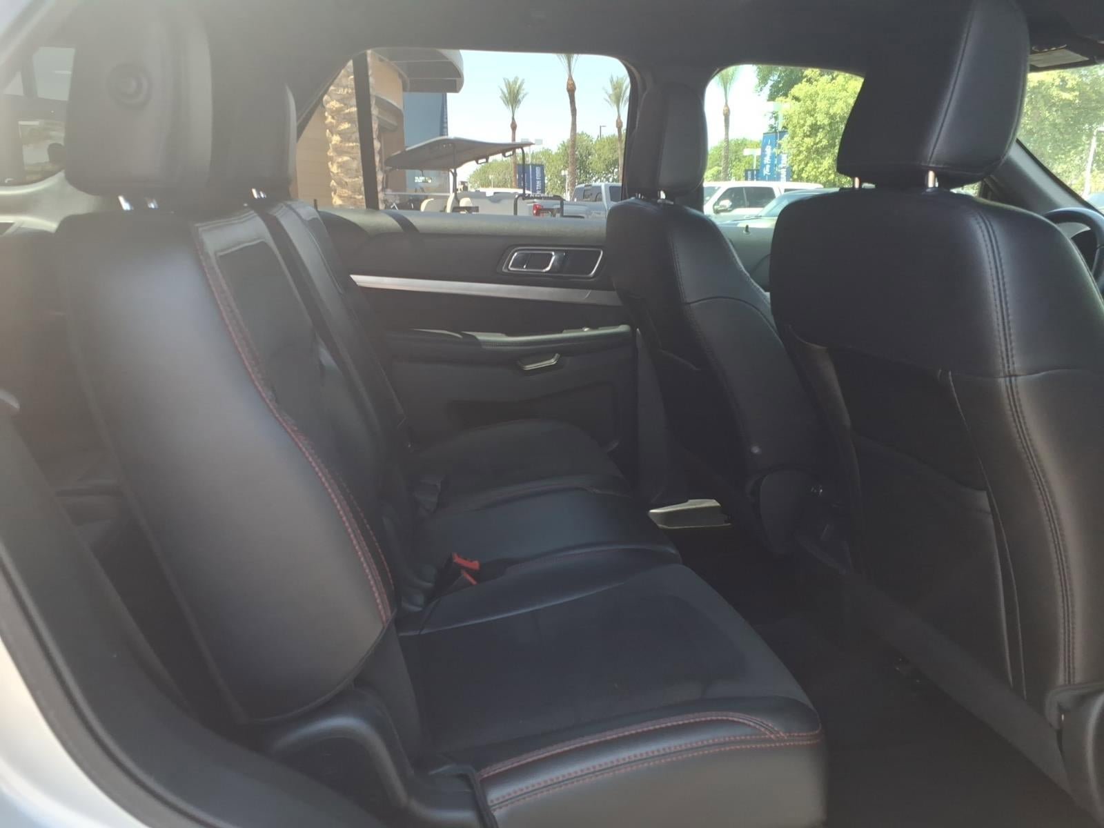 Used 2018 Ford Explorer XLT w/ Equipment Group 202A FWD image 14