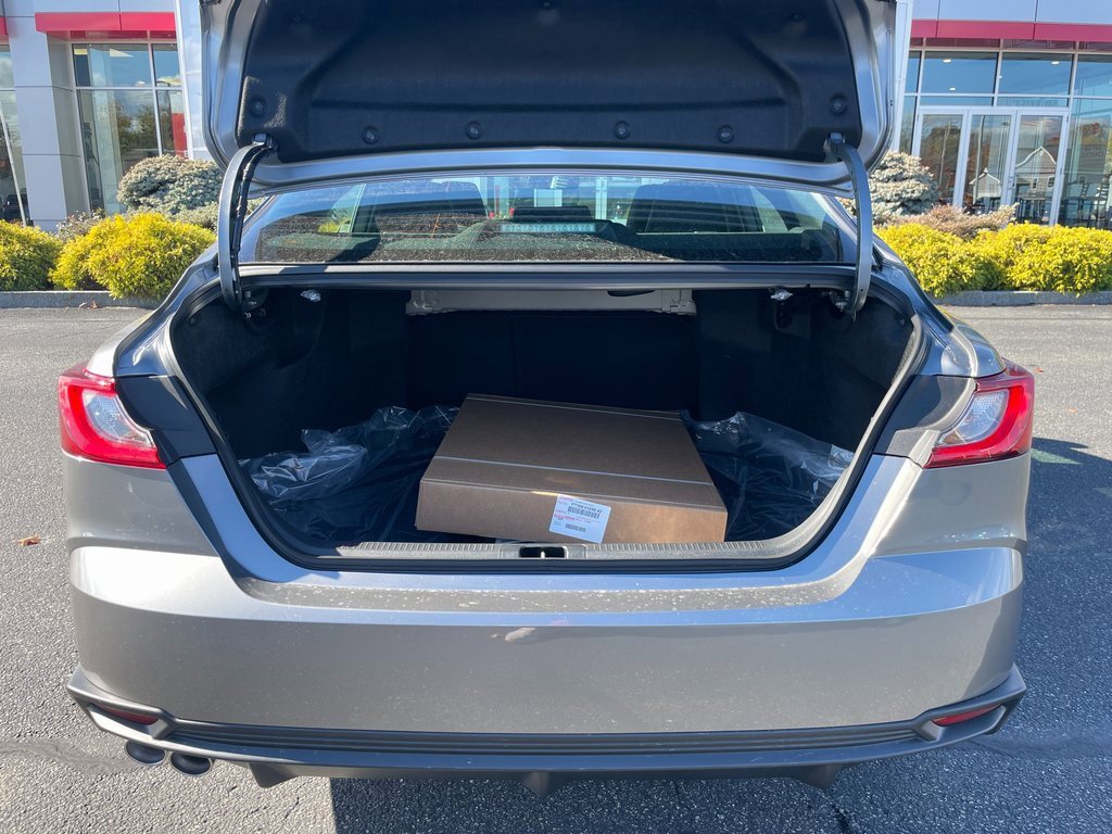 New 2026 Toyota Camry SE image 5