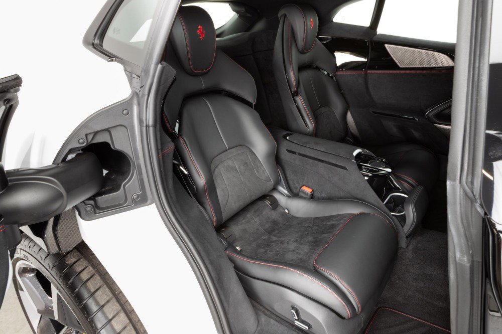 Certified 2024 Ferrari Purosangue image 71