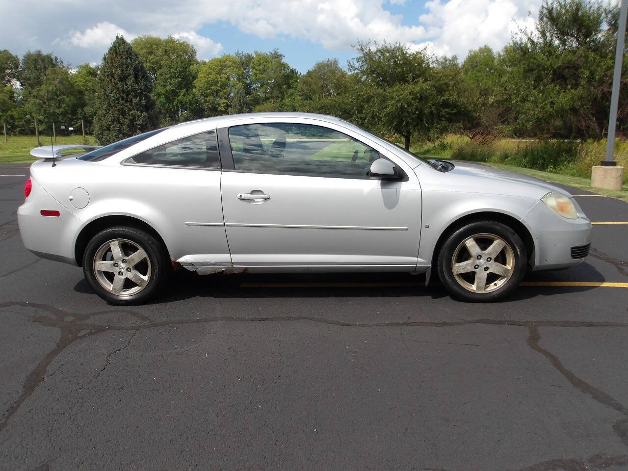 Used 2006 Chevrolet Cobalt LT w/ Preferred Equipment Group FWD image 2