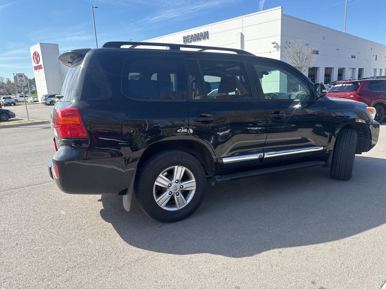 Used 2014 Toyota Land Cruiser image 5