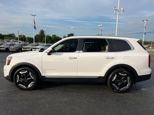 Used 2023 Kia Telluride S w/ S Sunroof Package AWD/4WD image 4
