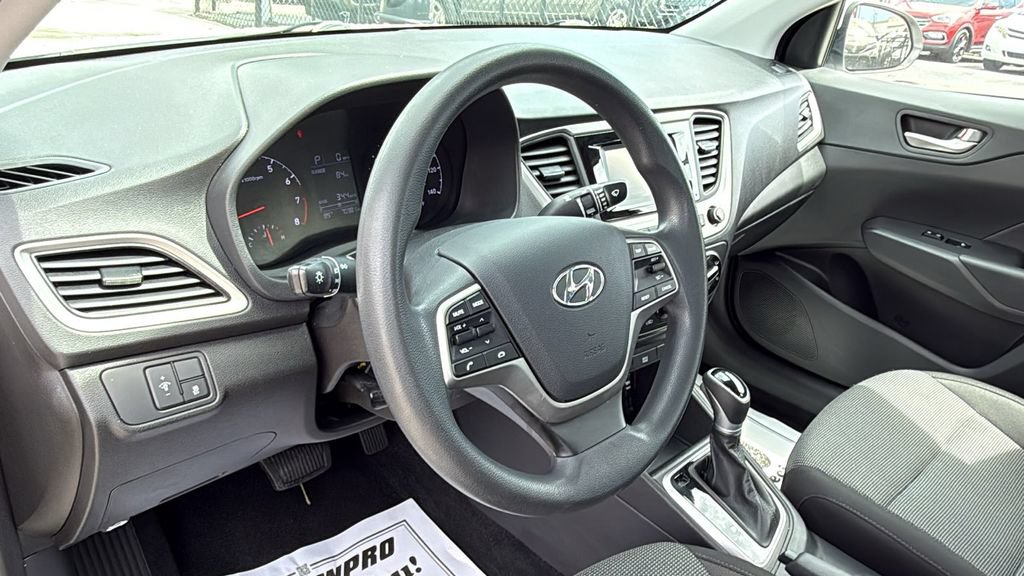 Used 2021 Hyundai Accent SE FWD image 24