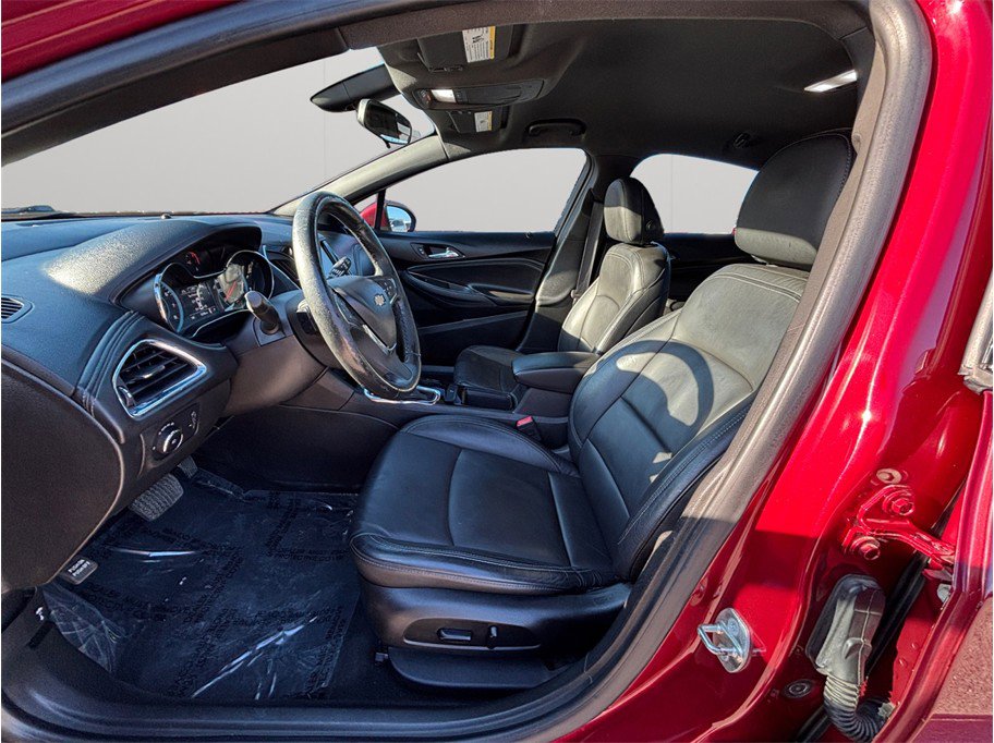 Used 2018 Chevrolet Cruze Premier w/ RS Package image 2