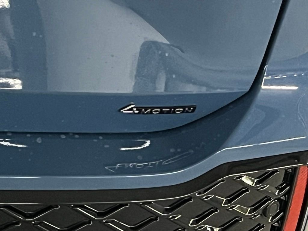 New 2026 Volkswagen Tiguan SEL R-Line image 36