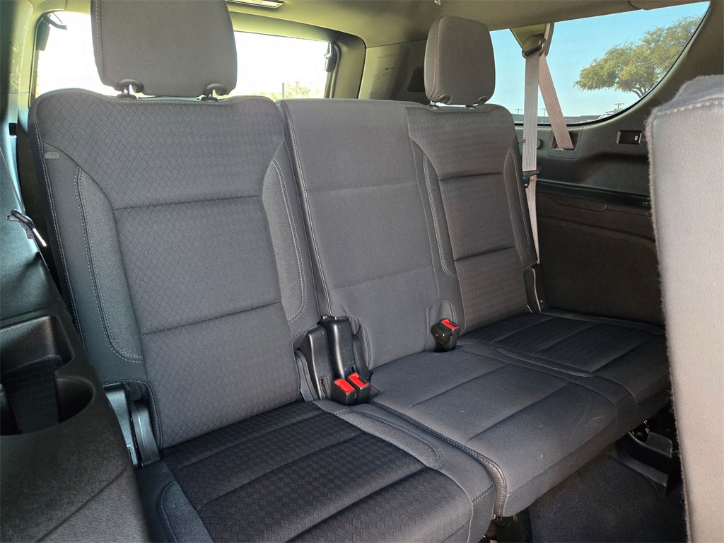 Used 2023 Chevrolet Suburban LS image 23