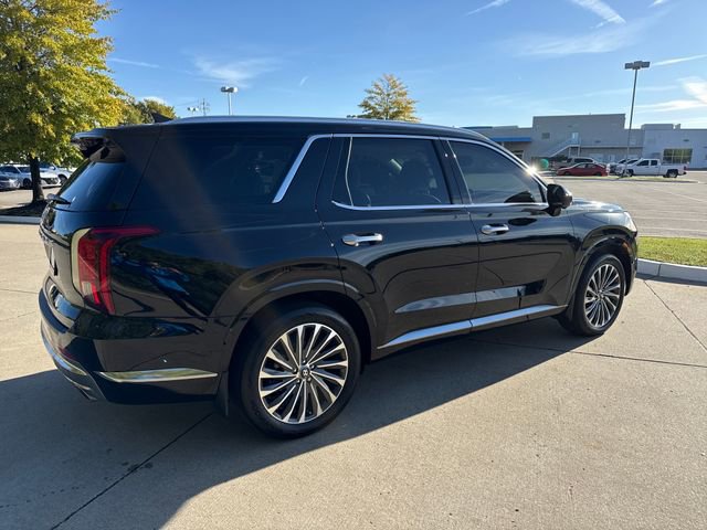 Used 2024 Hyundai Palisade Calligraphy image 5