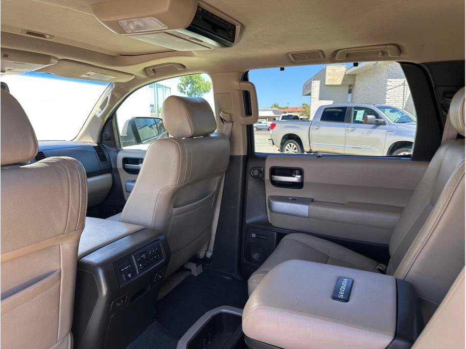 Used 2008 Toyota Sequoia Platinum AWD/4WD image 20
