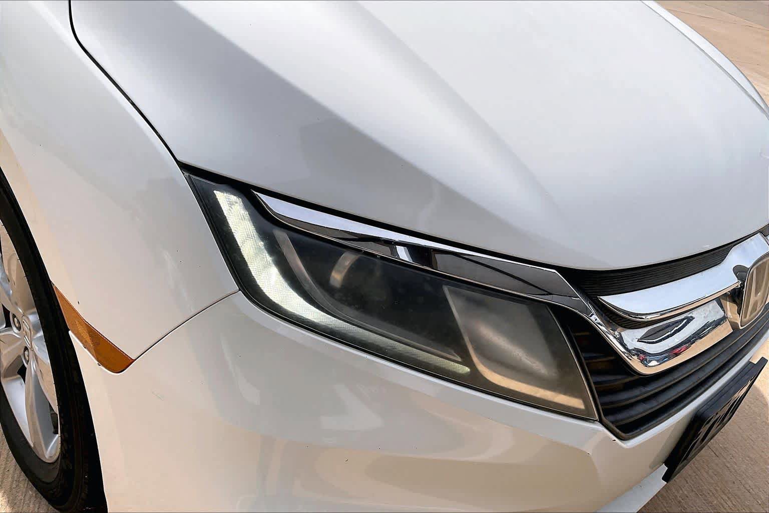 Used 2018 Honda Odyssey EX image 26