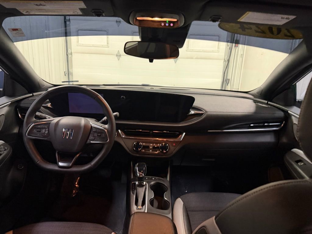 Certified 2024 Buick Envista Preferred w/ Convenience I Package image 24