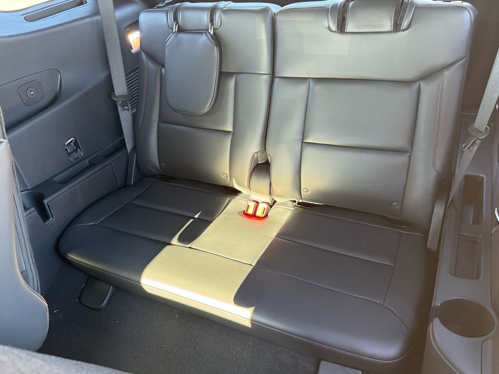 New 2026 Ford Explorer ST-Line w/ ST-Line Street Pack image 11