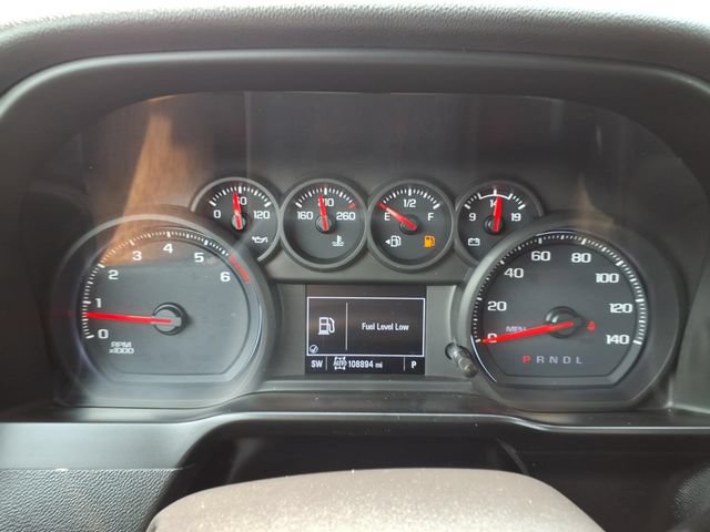 Used 2020 Chevrolet Silverado 1500 Custom w/ Custom Value Package AWD/4WD image 16