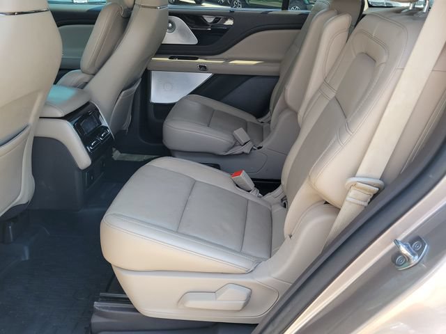 Used 2021 Lincoln Aviator Reserve w/ Equipment Group 202A AWD/4WD image 8