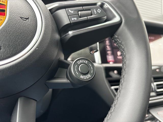 New 2026 Porsche Macan GTS image 17