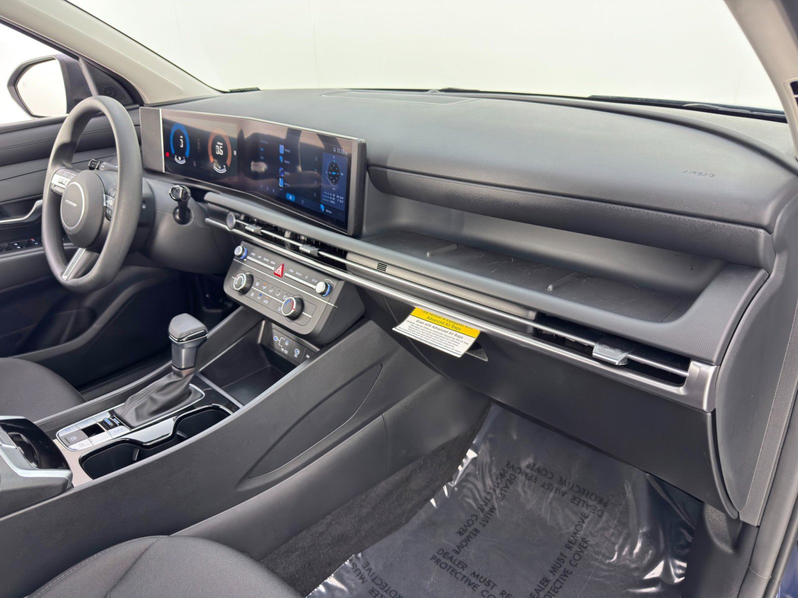 Used 2025 Hyundai Tucson SE image 13