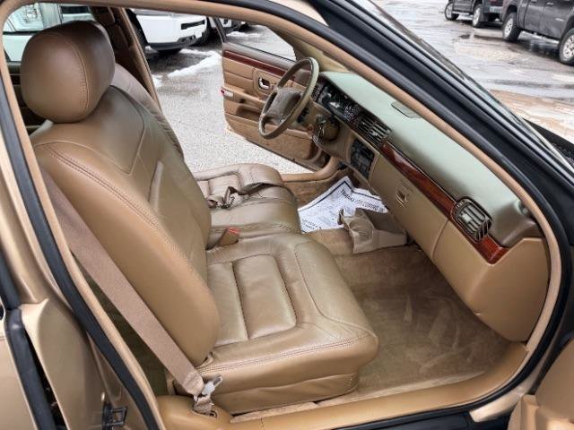 Used 1998 Cadillac De Ville FWD image 34