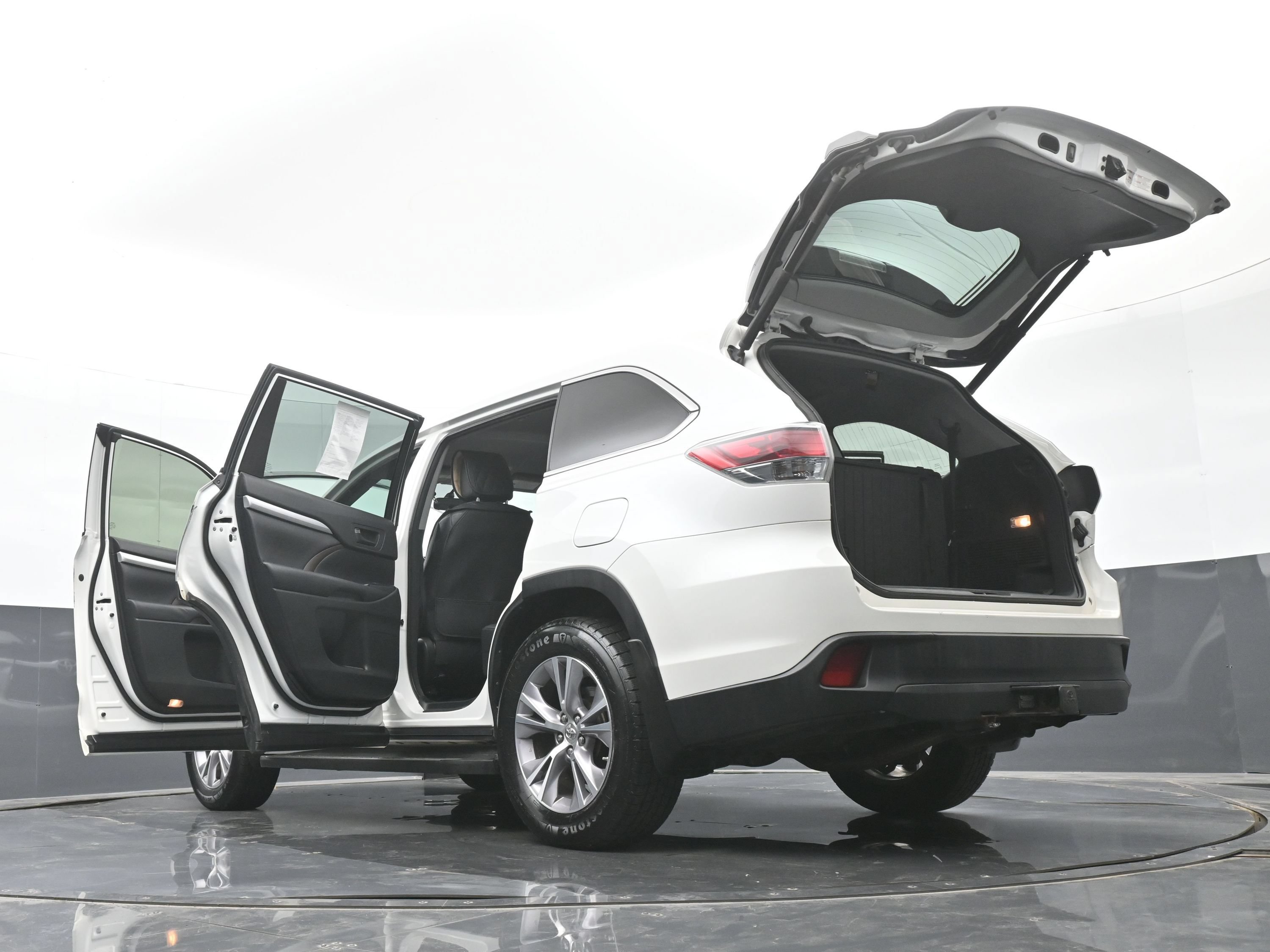 Used 2015 Toyota Highlander Plus AWD/4WD image 53