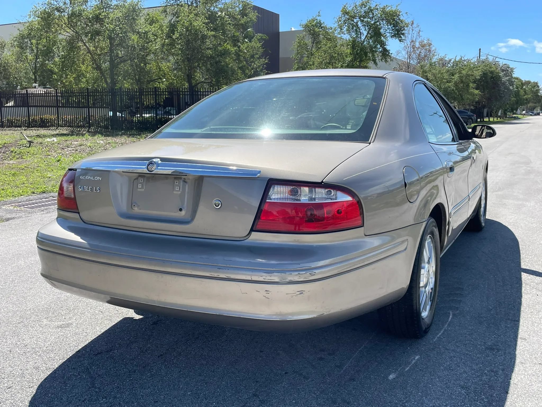 Used 2004 Mercury Sable LS Premium FWD image 9