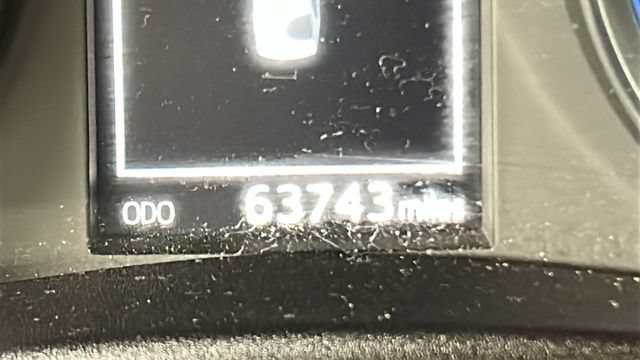 Used 2018 Toyota Corolla XSE FWD image 18