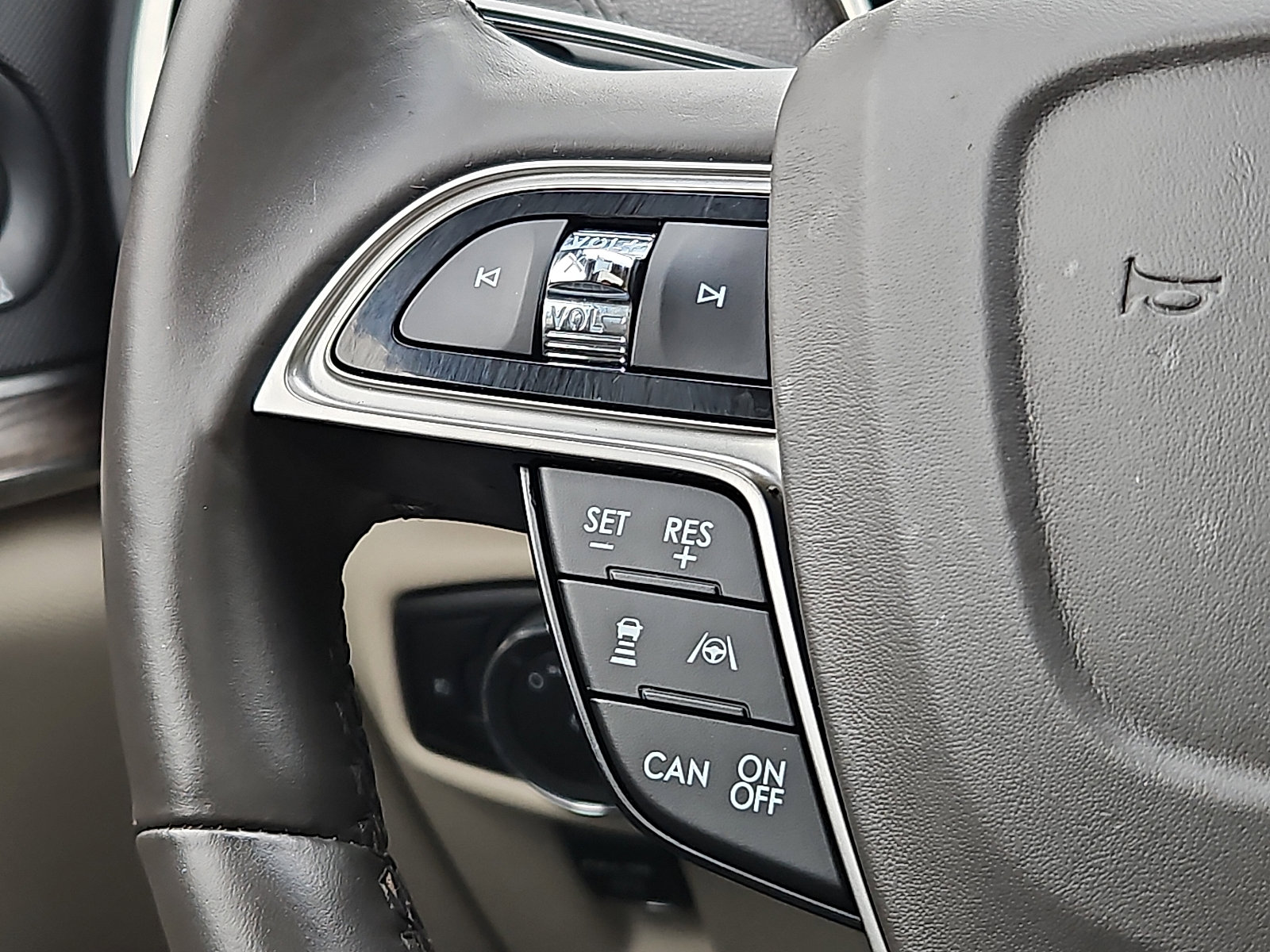 Used 2020 Lincoln Nautilus Reserve image 22