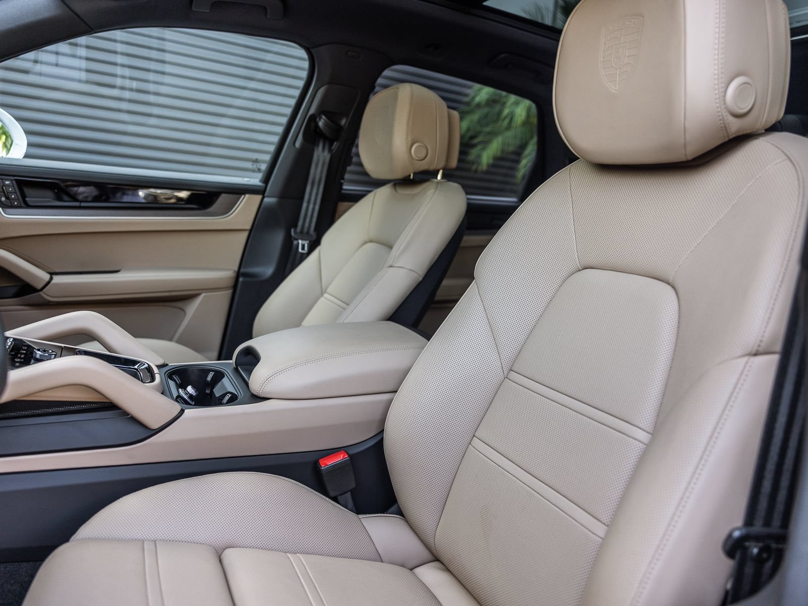 Certified 2026 Porsche Cayenne S AWD/4WD image 5