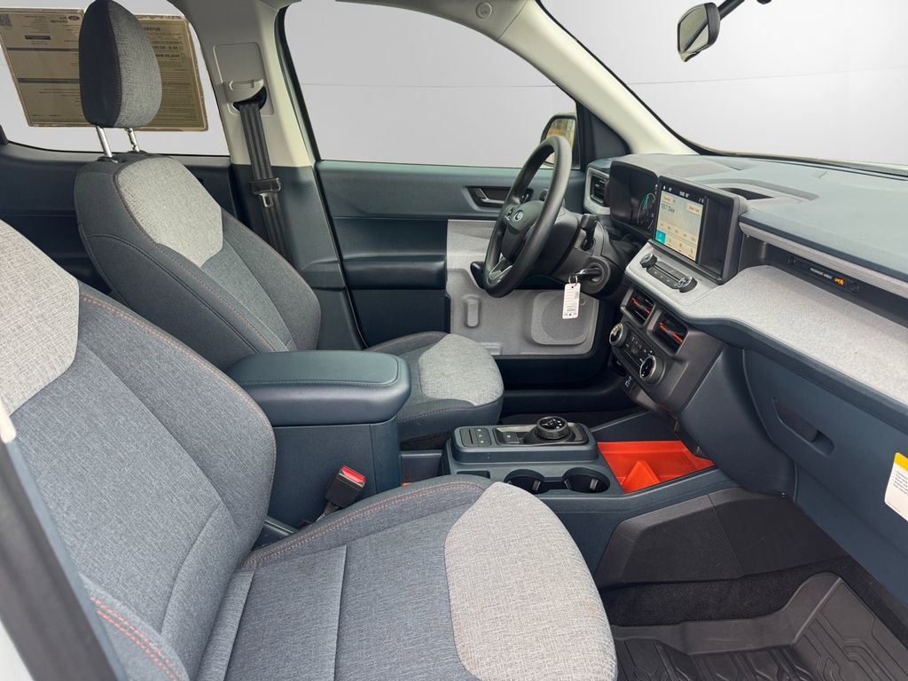 Certified 2024 Ford Maverick XLT image 15