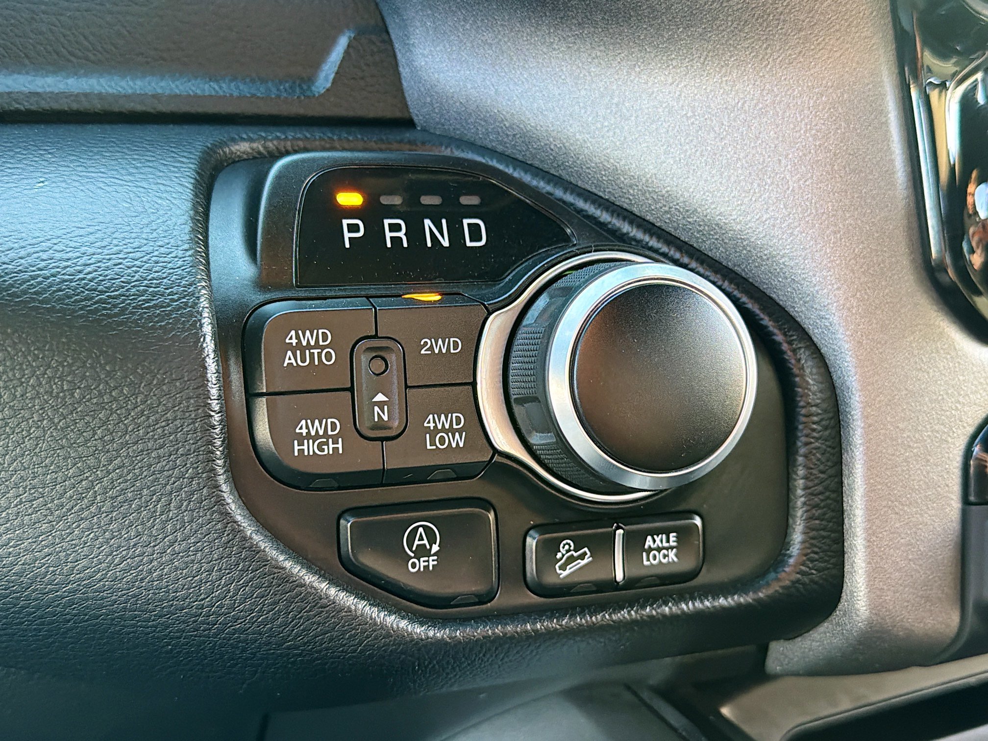 Used 2021 RAM 1500 Big Horn w/ Built-to-serve Edition image 9